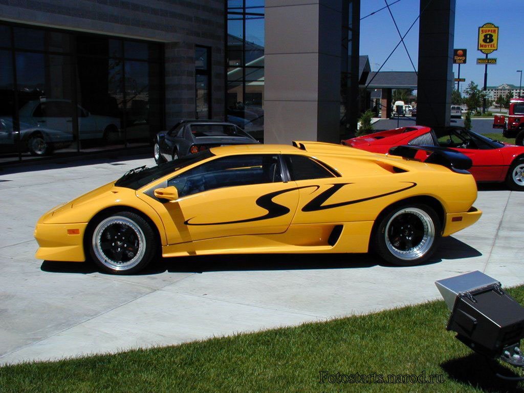 Lamborghini106.jpg